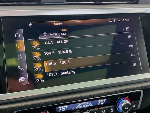 Used 2025 Audi Q3 2.0T Premium image 10