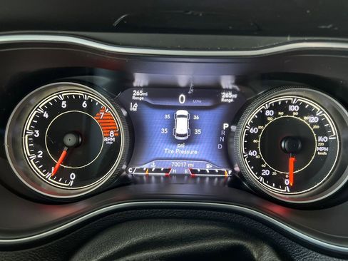 Used 2021 Jeep Cherokee Trailhawk image 17