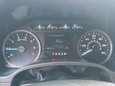 Used 2018 Ford F150 XLT w/ Equipment Group 302A Luxury AWD/4WD image 11