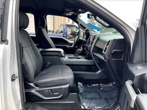 Used 2016 Ford F150 XLT w/ Equipment Group 302A Luxury image 14