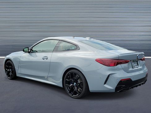 New 2027 BMW M440i Coupe RWD image 4