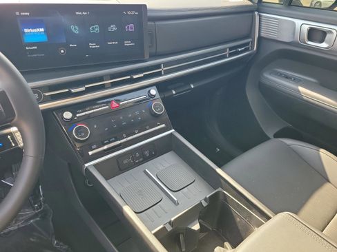 Certified 2024 Hyundai Santa Fe SEL image 33