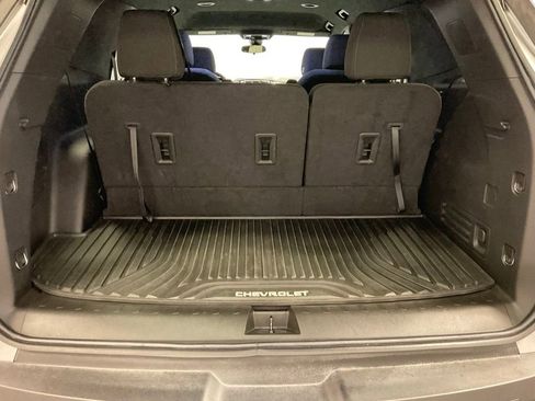Used 2023 Chevrolet Traverse LT AWD/4WD image 12