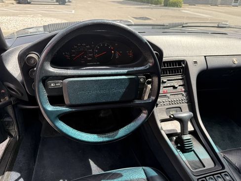 Used 1988 Porsche 928 S4 RWD image 16