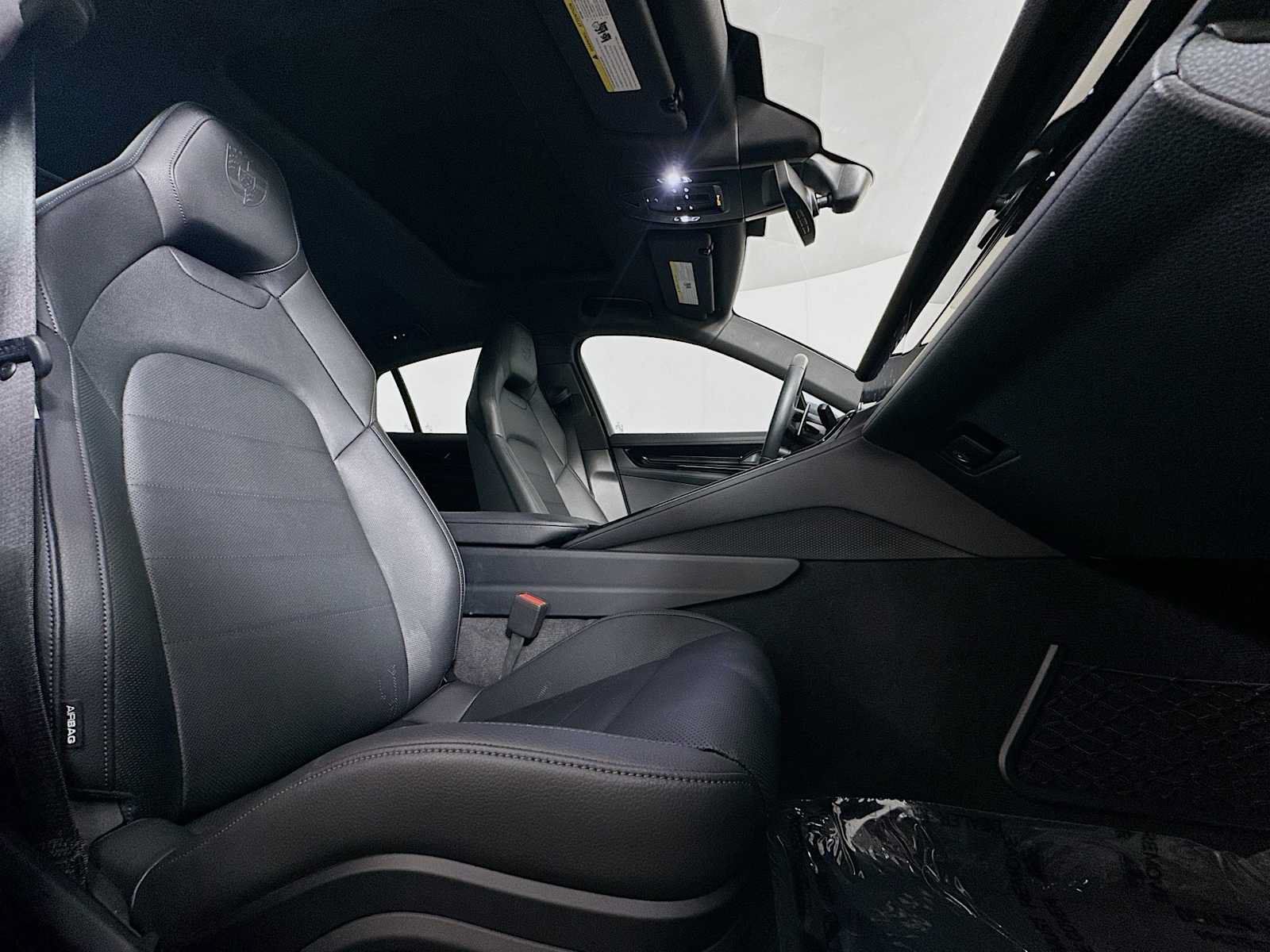 Certified 2025 Porsche Panamera RWD image 27