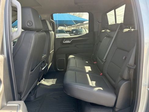 New 2026 GMC Sierra 1500 SLT image 22