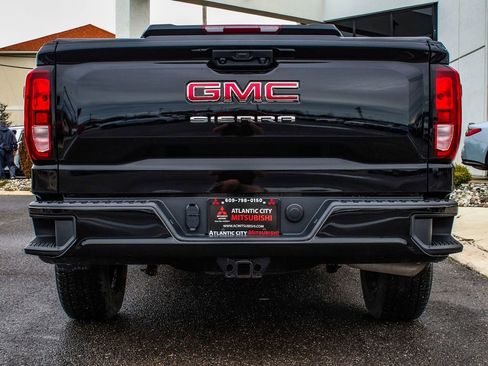 Used 2024 GMC Sierra 1500 Pro w/ Graphite Edition AWD/4WD image 5
