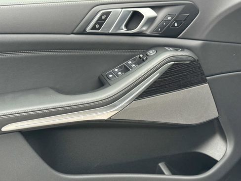 New 2026 BMW X5 xDrive40i w/ M Sport Package image 27