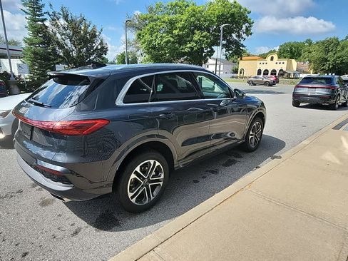Used 2025 Audi Q5 Premium w/ Convenience Package AWD/4WD image 12
