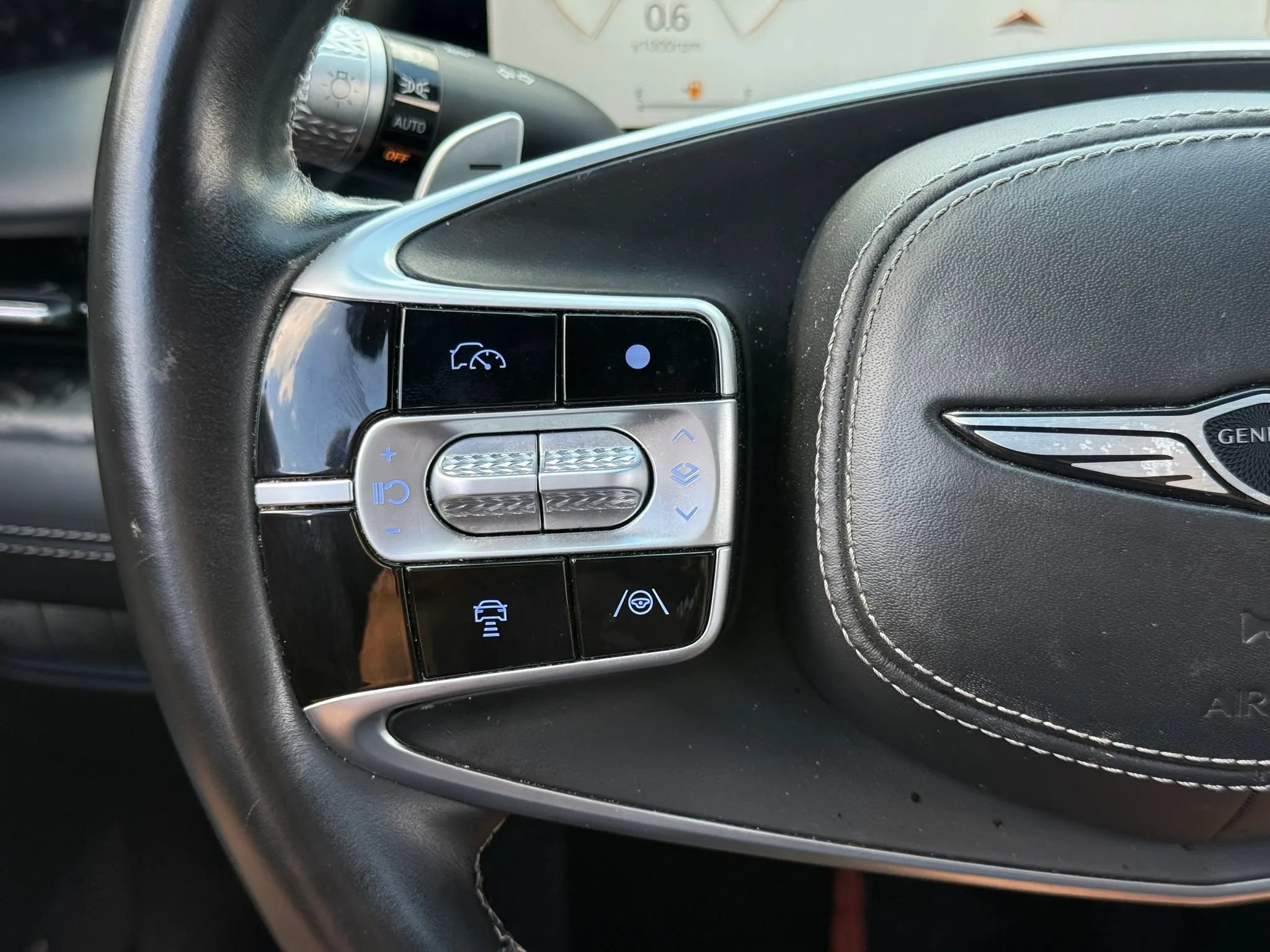 Used 2023 Genesis G90 3.5T AWD/4WD image 19