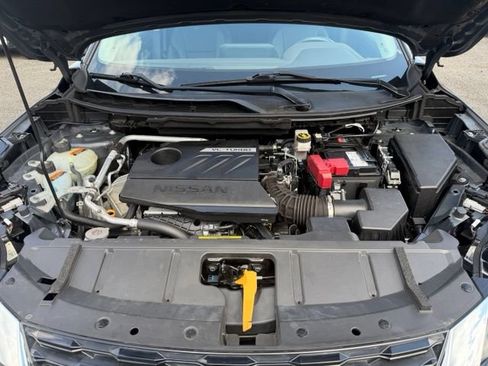 Used 2023 Nissan Rogue SL AWD/4WD image 13