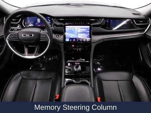 Used 2023 Jeep Grand Cherokee 4WD 4xe w/ Luxury Tech Group II image 29