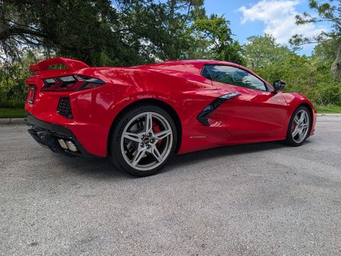 Used 2024 Chevrolet Corvette Stingray Preferred Conv w/ Z51 Performance Package RWD image 9