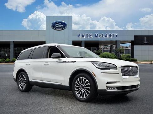 Used 2020 Lincoln Aviator Reserve w/ Elements Package Plus AWD/4WD image 7