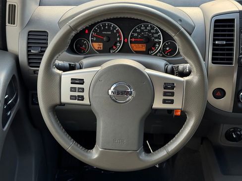 Used 2019 Nissan Frontier SL image 20