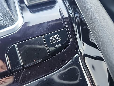 New 2026 Jeep Compass Limited image 31