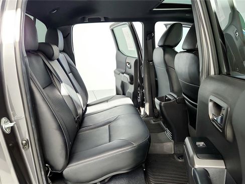 Used 2023 Toyota Tacoma TRD Off-Road image 15