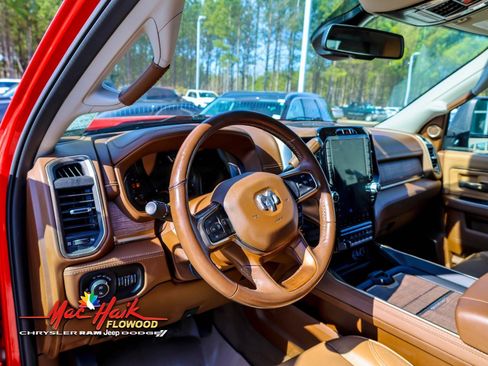 Used 2024 RAM 3500 Limited w/ Towing Technology Group image 19