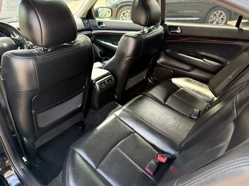 Used 2011 INFINITI G37 x Sedan w/ Premium Pkg AWD/4WD image 15