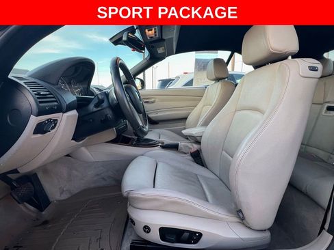 Used 2010 BMW 128i Convertible image 14