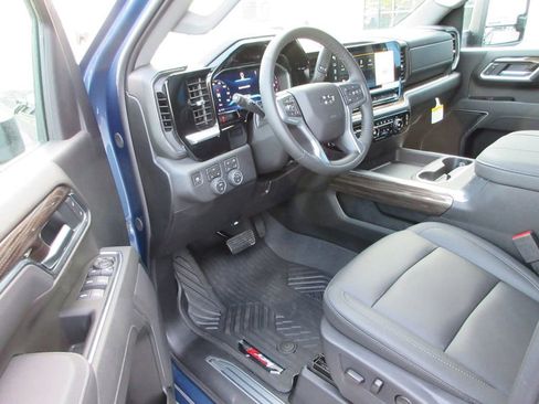 New 2026 Chevrolet Silverado 3500 LT w/ Trail Boss Package AWD/4WD image 16