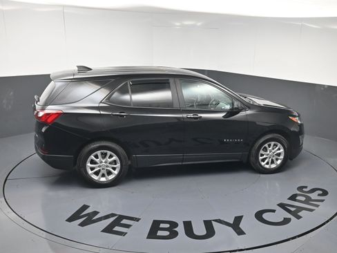 Used 2020 Chevrolet Equinox LS w/ LS Convenience Package AWD/4WD image 31