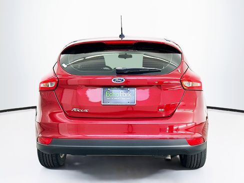 Used 2017 Ford Focus SE image 7