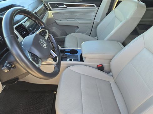 Used 2022 Volkswagen Atlas SE image 14