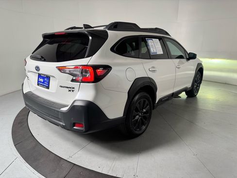 Used 2024 Subaru Outback Onyx Edition XT AWD/4WD image 5
