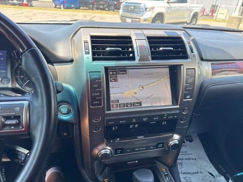 Used 2019 Lexus GX 460 Premium AWD/4WD image 19