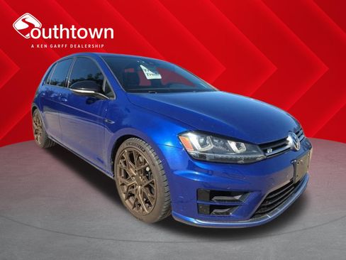 Used 2016 Volkswagen Golf 4-Door AWD/4WD image 1