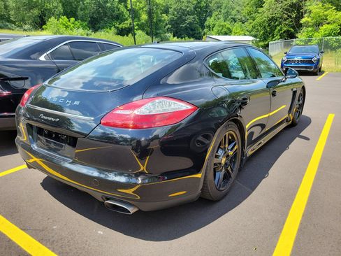 Used 2012 Porsche Panamera 4 AWD/4WD image 3