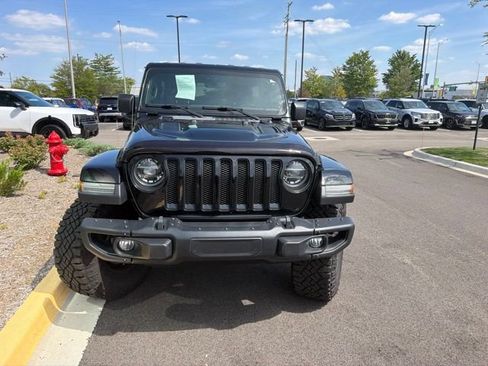 Used 2019 Jeep Wrangler Unlimited Sahara w/ Quick Order Package 24M Moab AWD/4WD image 6