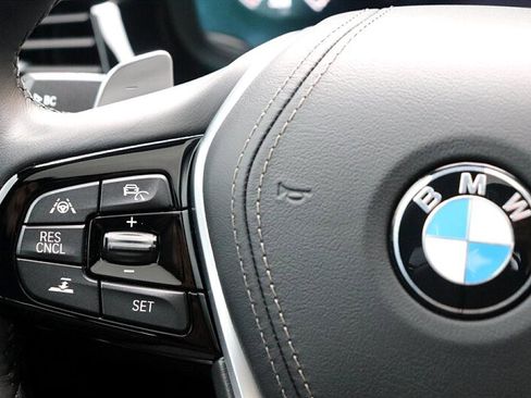 Used 2019 BMW 540i xDrive w/ Executive Package image 36