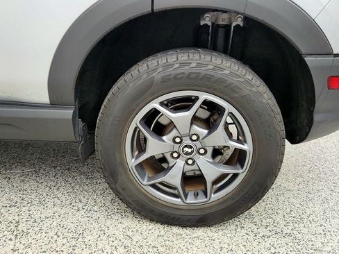 Used 2022 Ford Bronco Sport Badlands AWD/4WD image 9