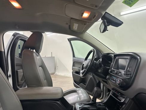 Used 2017 Chevrolet Colorado W/T RWD image 23