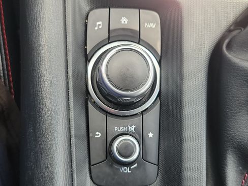Used 2017 MAZDA MX-5 Miata RF Grand Touring RWD image 22