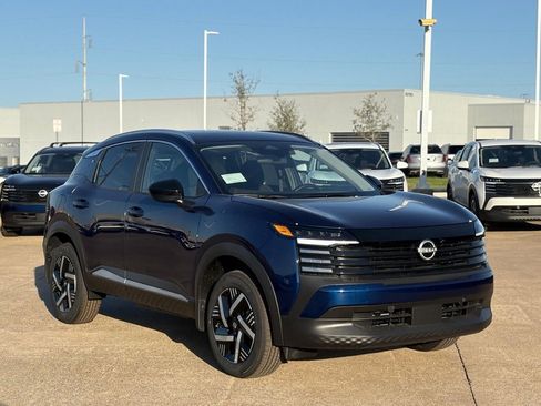 New 2026 Nissan Kicks SV w/ SV Premium Package image 6