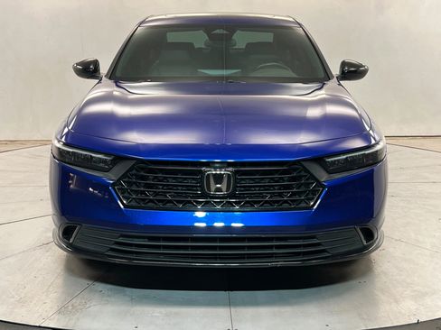 Used 2024 Honda Accord Sport image 9