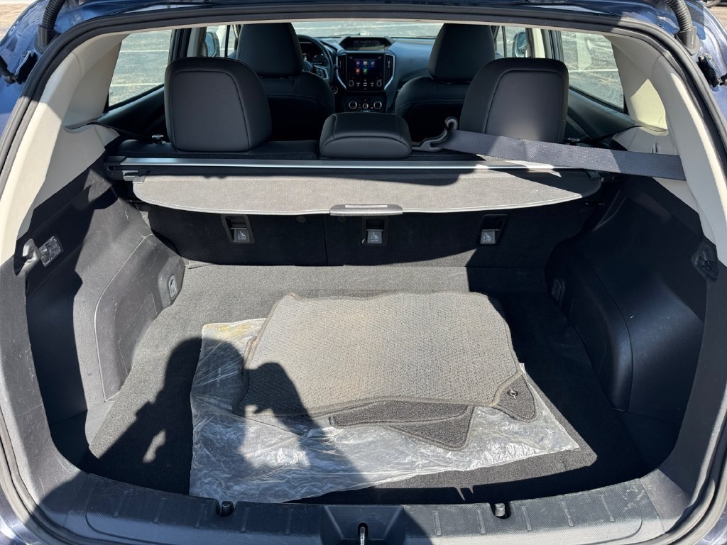 Used 2017 Subaru Impreza 2.0i Limited w/ Moonroof/BSD & Rcta/Eyesight AWD/4WD image 16