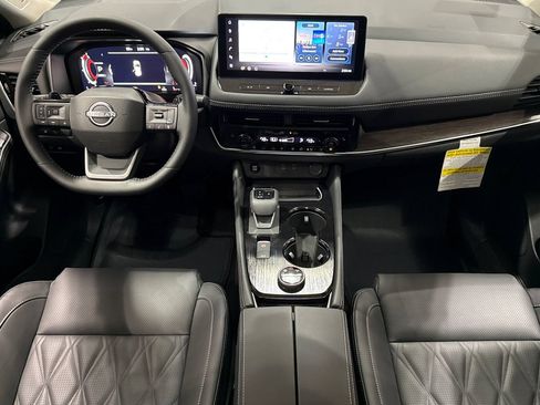 New 2026 Nissan Rogue Platinum w/ Platinum Premium Package AWD/4WD image 13
