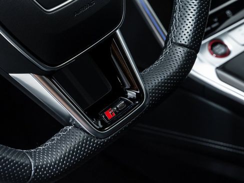 Used 2023 Audi RS 7 Sportback w/ RS 7 Executive Package image 26