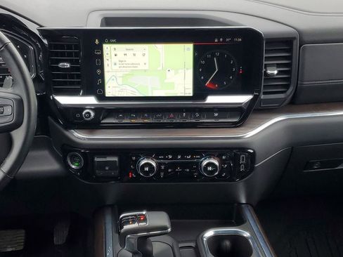 Certified 2024 GMC Sierra 1500 SLT w/ SLT Convenience Package image 28