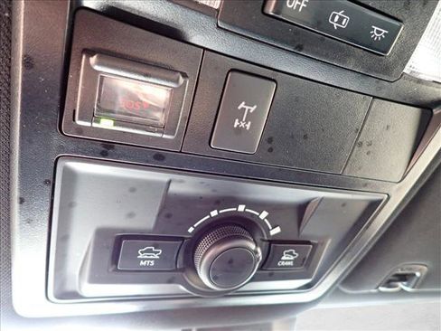 Used 2021 Toyota Tacoma TRD Off-Road image 21