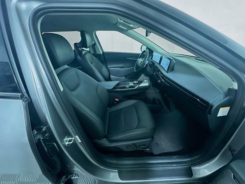 Used 2023 Kia EV6 Wind w/ Wind Technology Package image 32