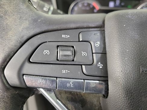 Used 2024 Cadillac XT6 Premium Luxury w/ LPO, Floor Liner Package AWD/4WD image 25