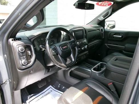 Used 2019 GMC Sierra 1500 AT4 w/ AT4 Premium Package AWD/4WD image 9