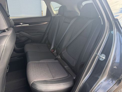 Used 2025 Kia Seltos S image 38