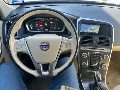 Used 2016 Volvo XC60 T5 Premier image 5