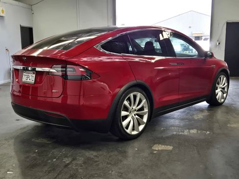 Used 2016 Tesla Model X 90D AWD/4WD image 4